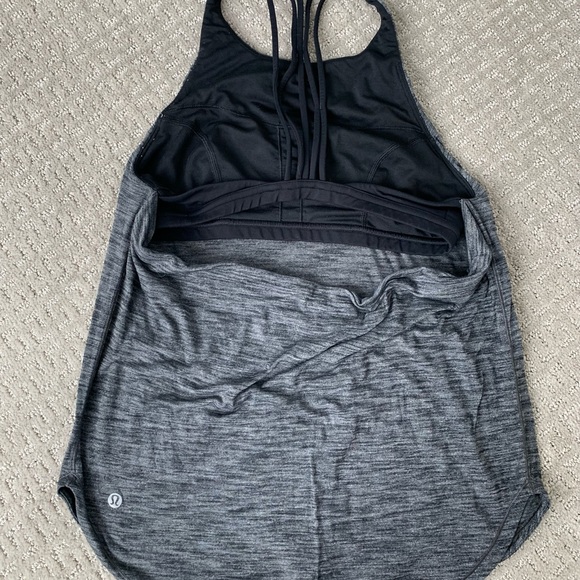 Lululemon workout top with built in sports bra - Picture 2 of 2